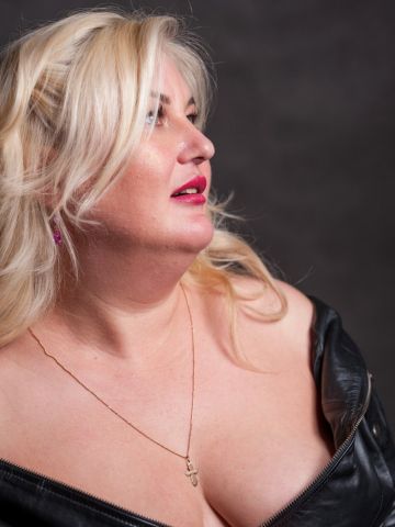 Анна Ультра Блондинка Мухоршибирь